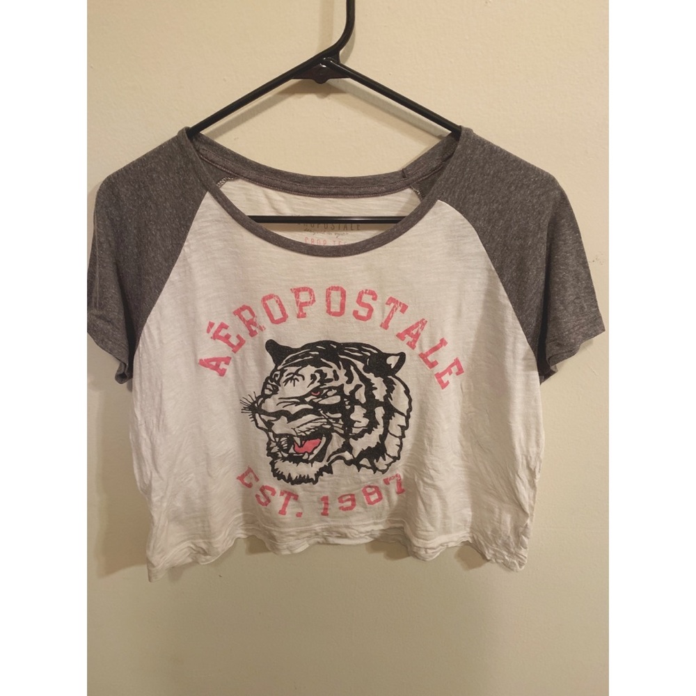Aeropostale EST. 1987 Cropped Tee